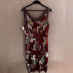 Midi Sequenced Sleeveless Dress with Red and Green Patterns